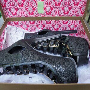 Privileged by J. C. Dossier - Thirsty 7.5 #B00001